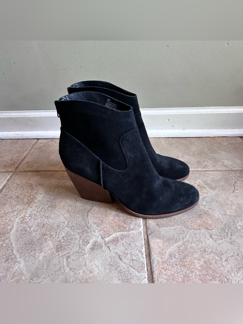 NEW Kork Ease Lapra Black Suede Western Ankle Boots Booties​